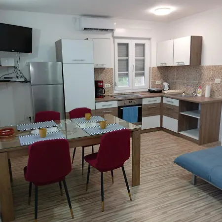 Apartman Kastelanic Brbinj Exterior photo