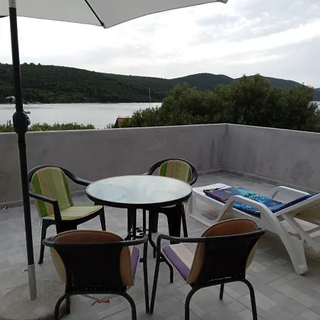 Apartman Kastelanic Brbinj Exterior photo